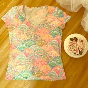 Lilly Pulitzer Shell T Shirt